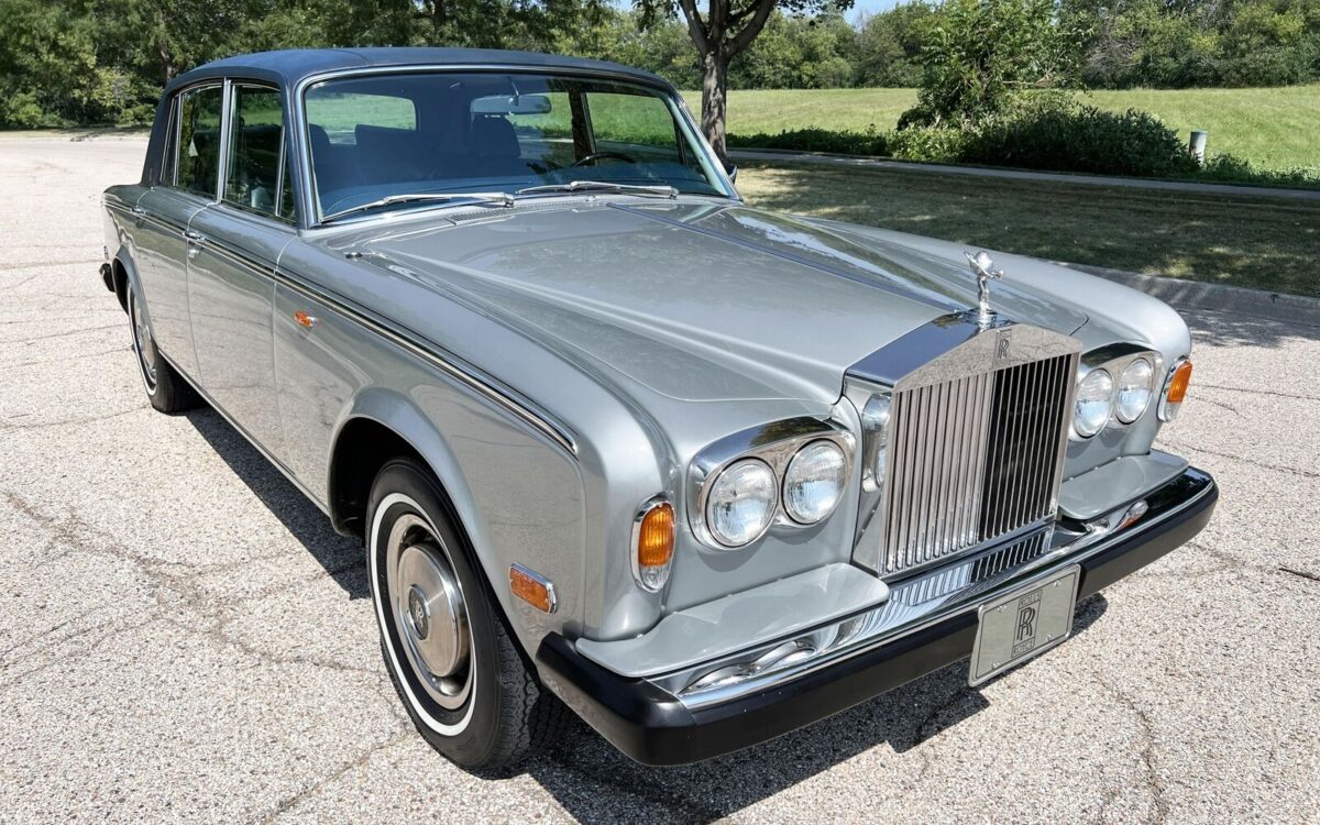 Rolls-Royce-Silver-Wraith-II-1977-3