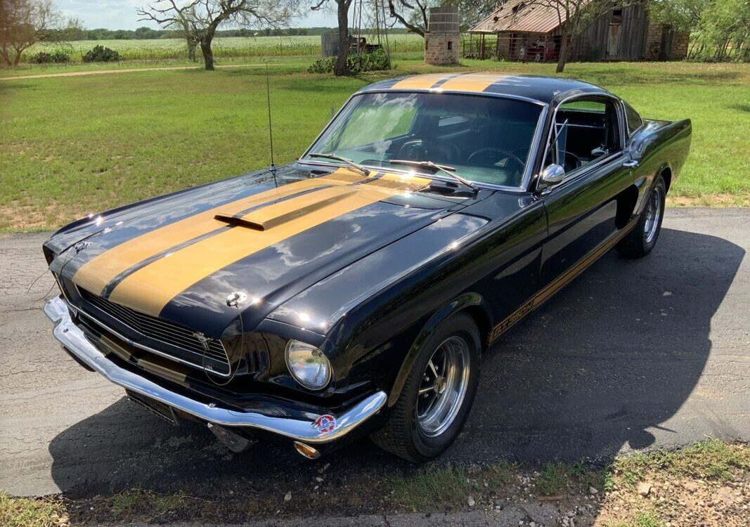 Shelby GT350-H 1966