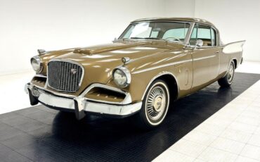 Studebaker Golden Hawk  1957