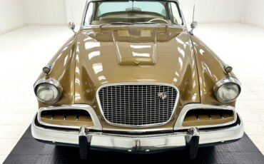 Studebaker-Golden-Hawk-1957-7