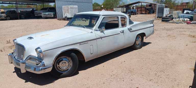 Studebaker-Hawk-1960-2