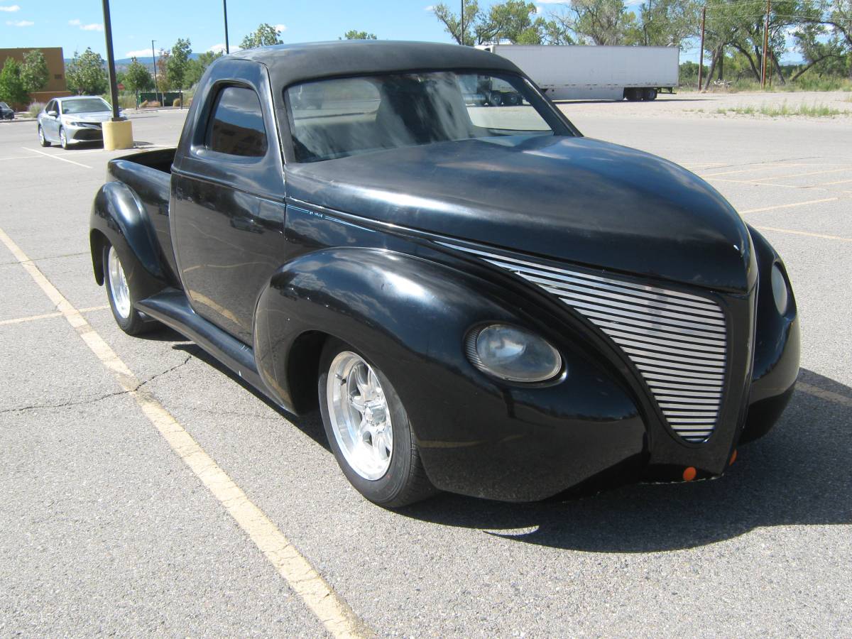 Studebaker-Street-rod-1939-1