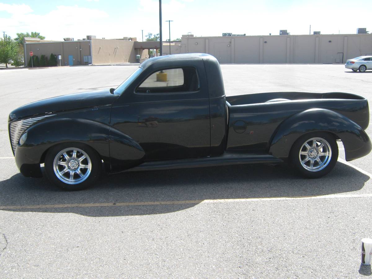 Studebaker-Street-rod-1939-2