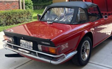 Triumph-Tr6-1972-3