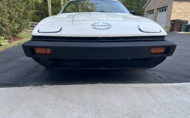 Triumph-Tr7-1979-3