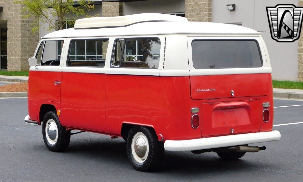 Volkswagen-BusVanagon-1968-4