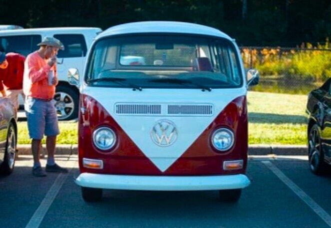 Volkswagen Bus/Vanagon  year1}