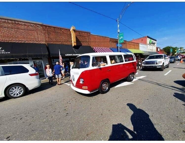 Volkswagen-BusVanagon-1971-14