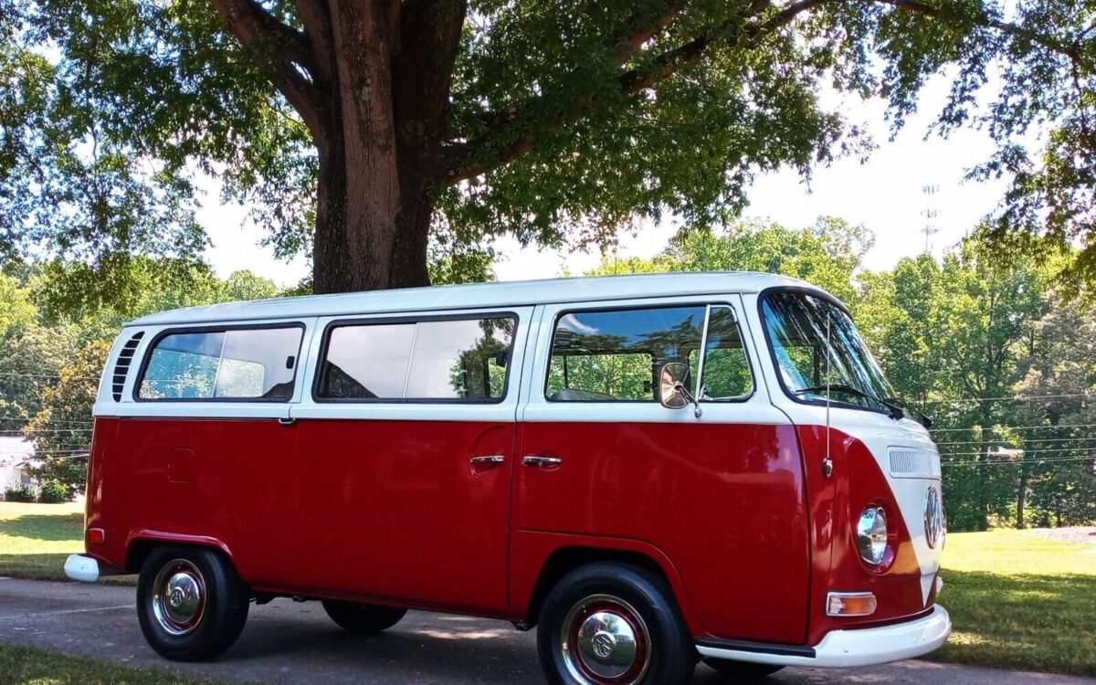 Volkswagen-BusVanagon-1971-2