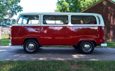 Volkswagen-BusVanagon-1971-7