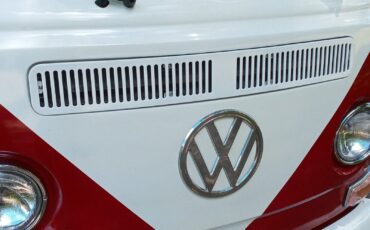 Volkswagen-BusVanagon-1971-8