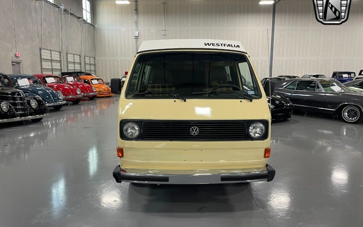 Volkswagen-BusVanagon-1981-2