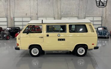 Volkswagen-BusVanagon-1981-3