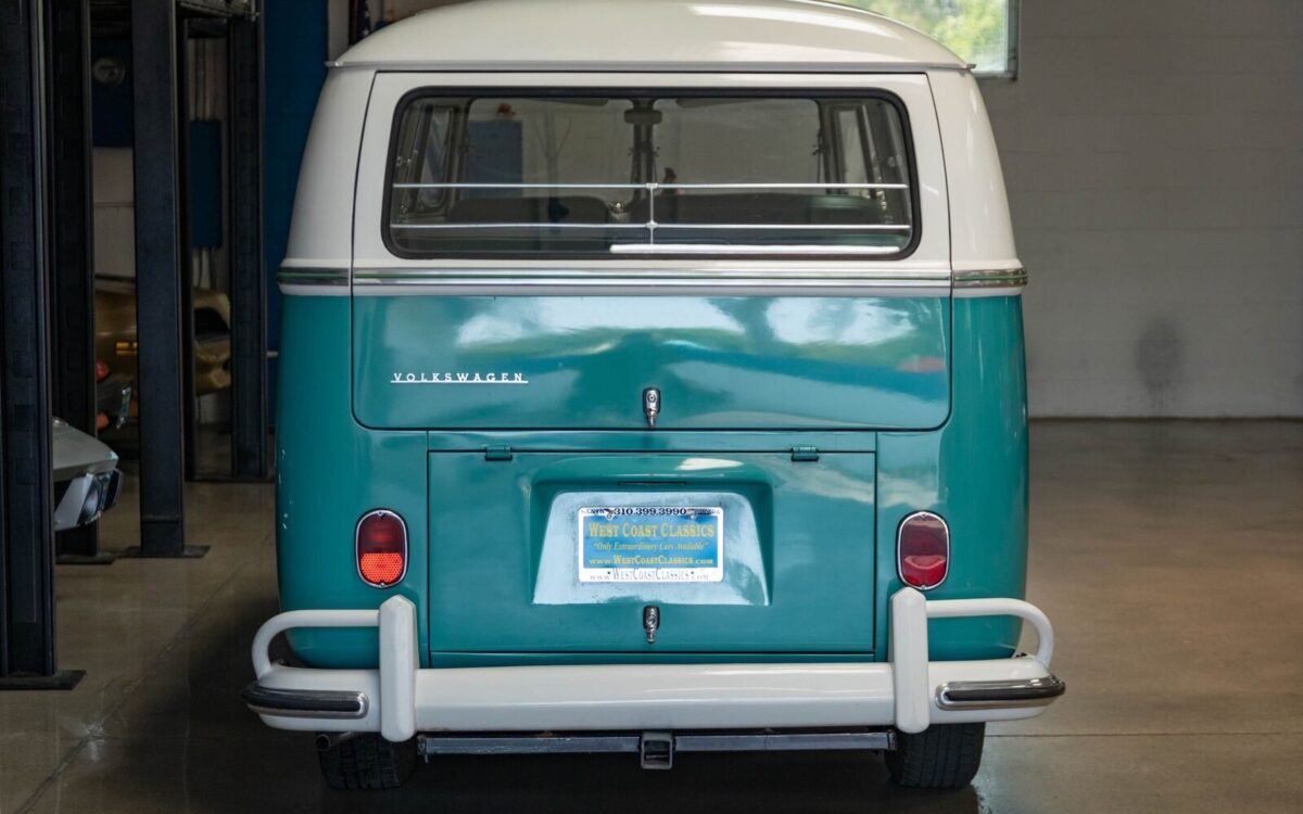 Volkswagen-Samba-21-Window-1967-17