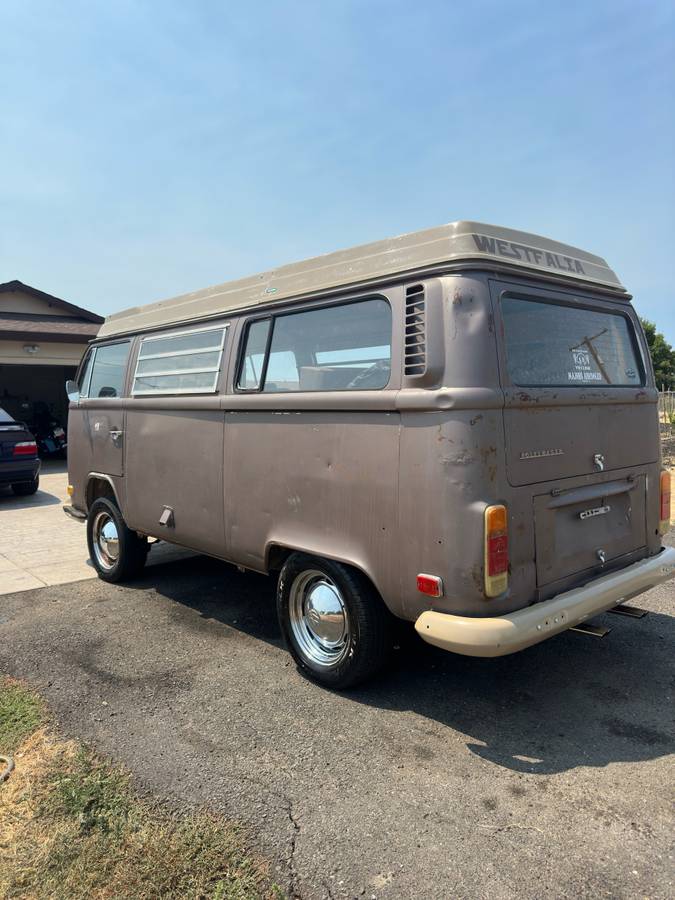 Volkswagen-Westfalia-1972-6