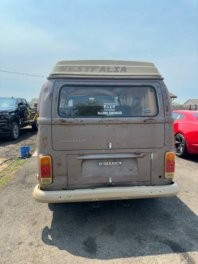 Volkswagen-Westfalia-1972-7