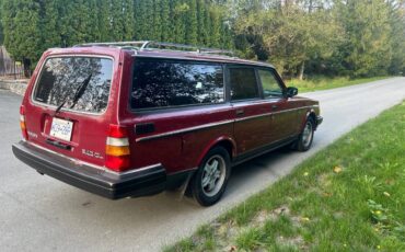 Volvo-240-wagon-1989-1