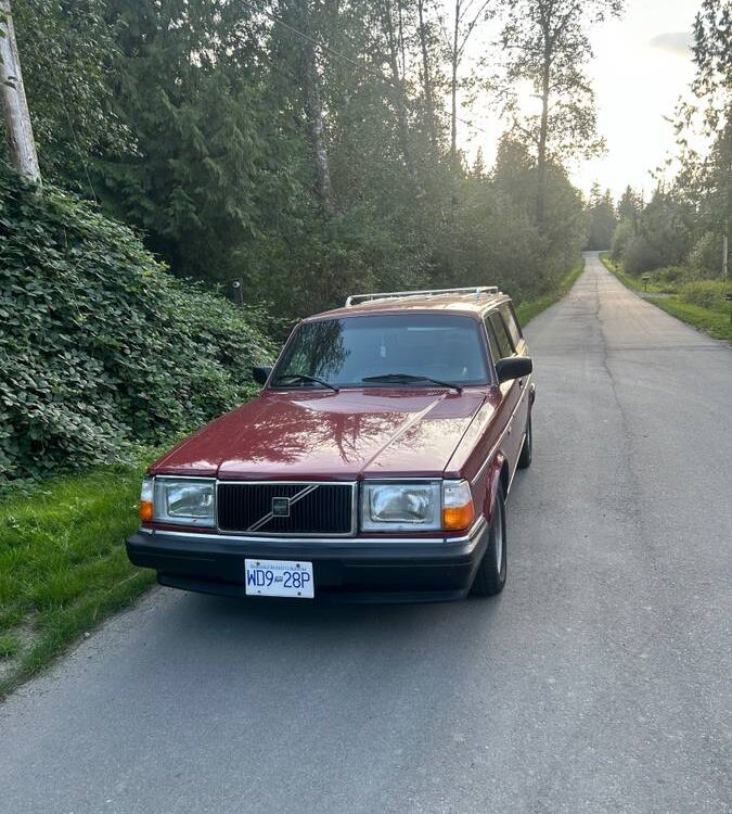 Volvo-240-wagon-1989