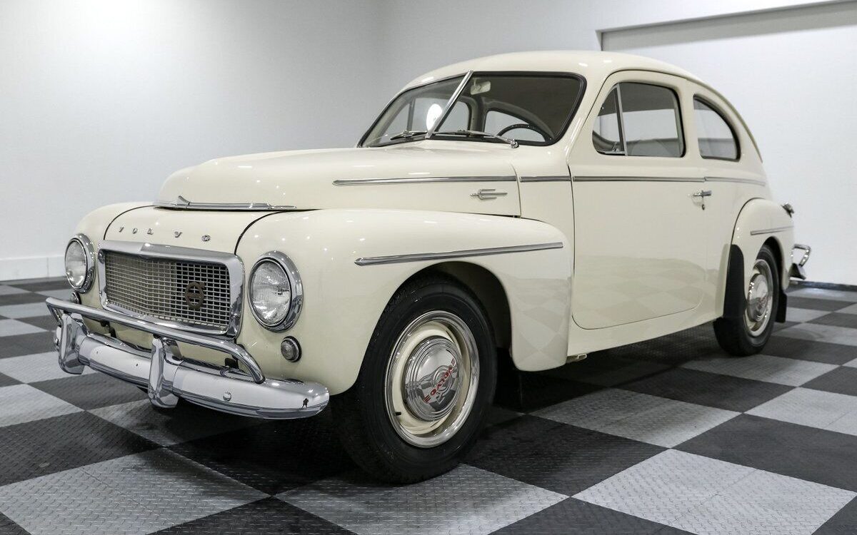 Volvo-PV444-Coupe-1958-2