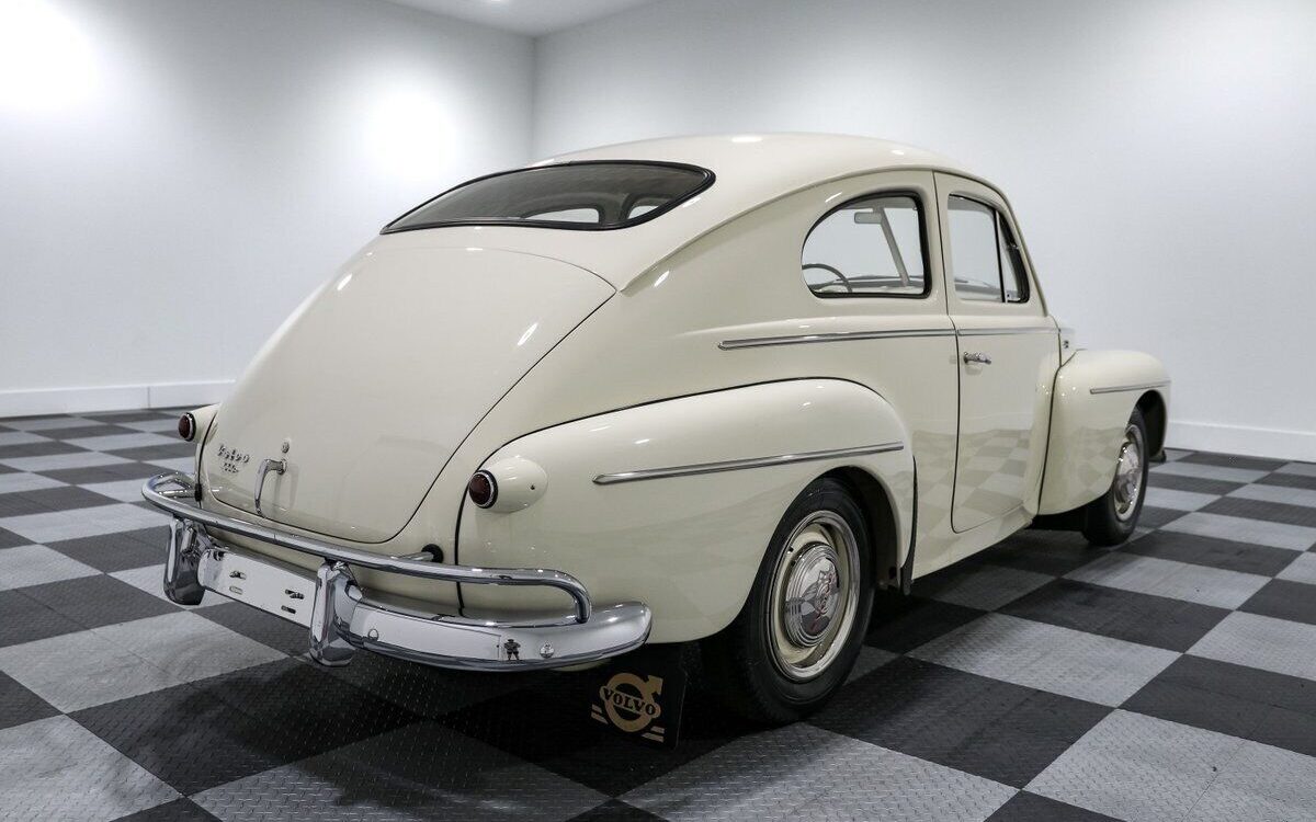 Volvo-PV444-Coupe-1958-6