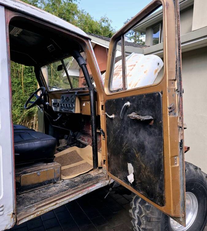 Willys-Overland-1953-22