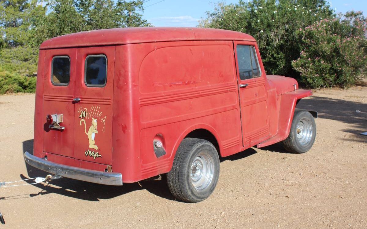 Willys-Panel-delivery-1949