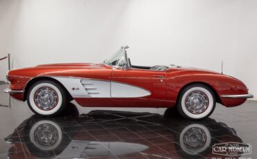 1960-chevrolet-corvette