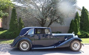 AC-1680-Special-Coupe-Deville-1937-2