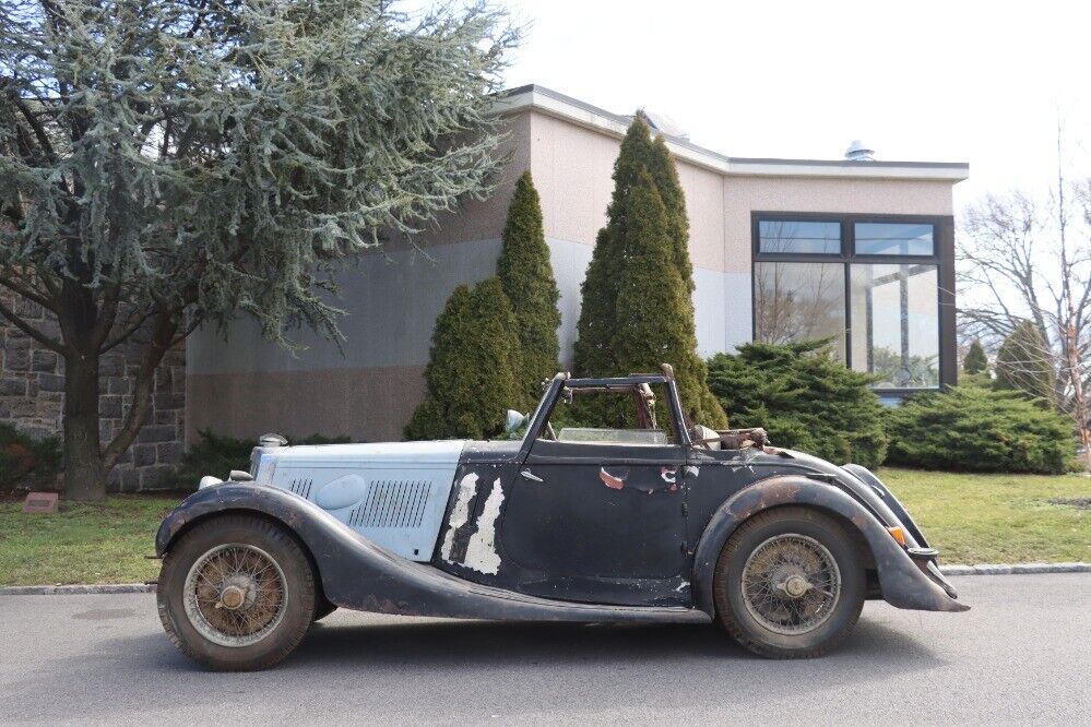 Aston-Martin-2-litre-Drophead-Coupe-1938-4