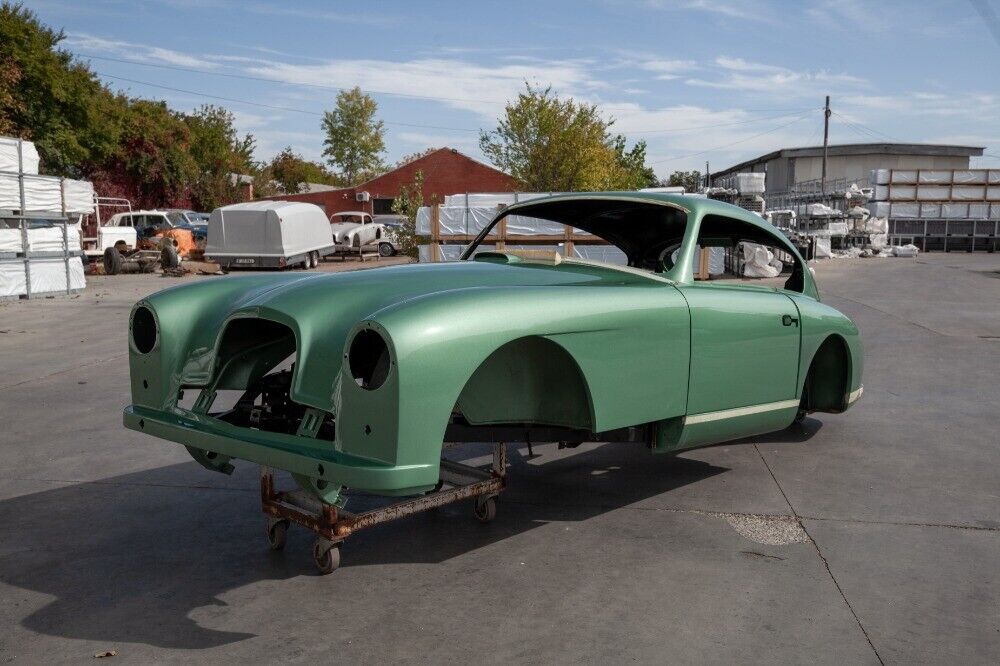 Aston-Martin-DB24-1954-1