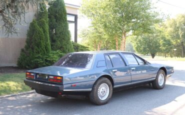 Aston-Martin-Lagonda-1984-4