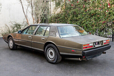 Aston-Martin-Lagonda-1985-6