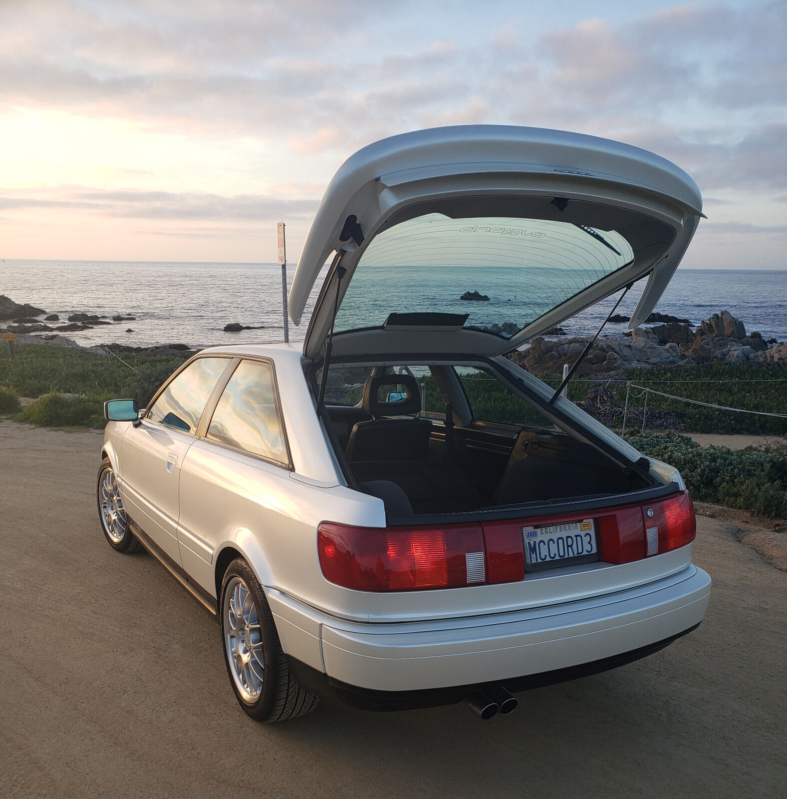 Audi-Coupe-Quattro-Coupe-1990-10