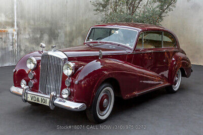 Bentley-Mark-VI-James-Young-1952-7