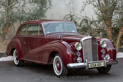 Bentley Mark VI James Young  1952