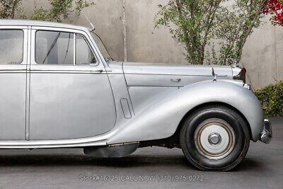 Bentley-R-Type-1953-9