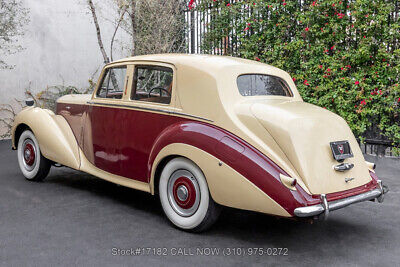 Bentley-R-Type-1954-6