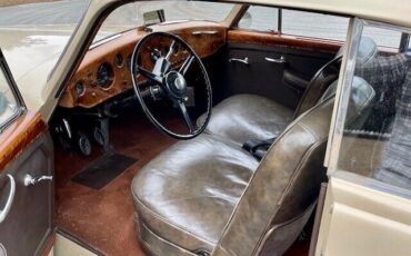 Bentley-R-Type-Continental-1952-7