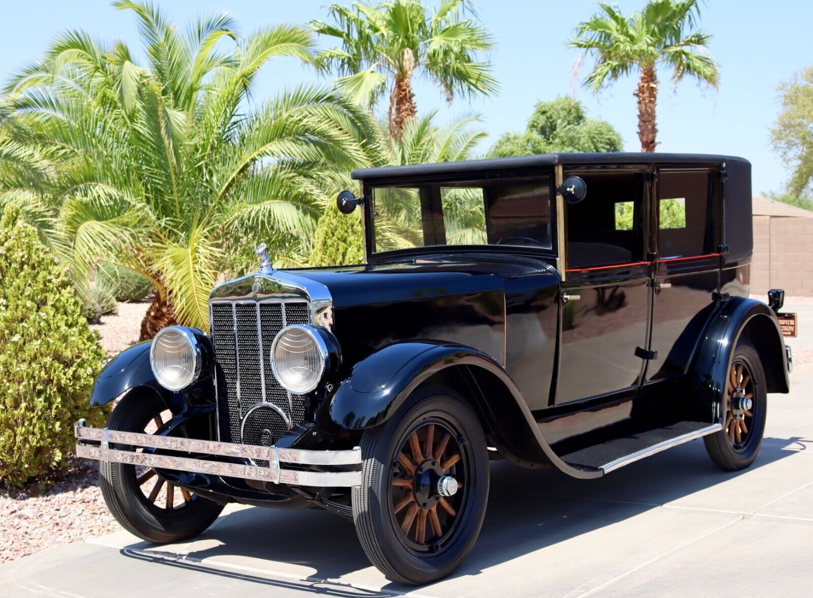 Bricklin-11-A-Sedan-Berline-1926-27