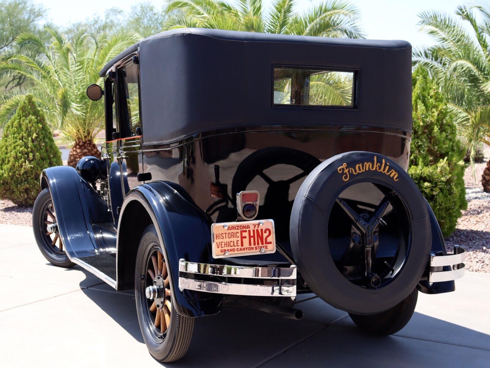 Bricklin-11-A-Sedan-Berline-1926-30