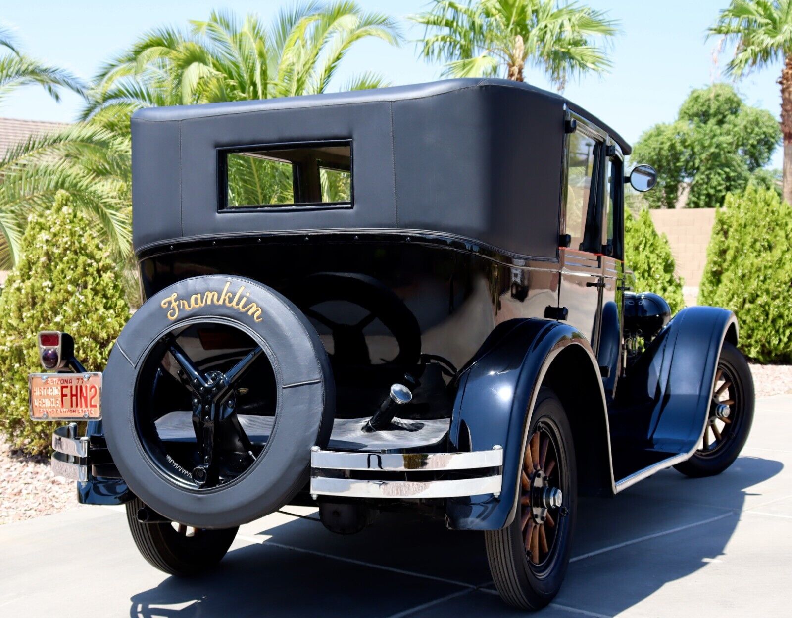 Bricklin-11-A-Sedan-Berline-1926-31