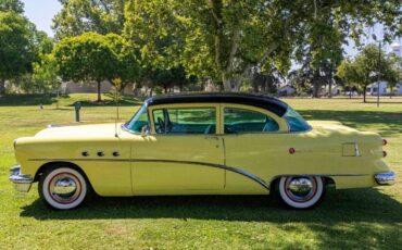 Buick-40-Special-Berline-1954-11