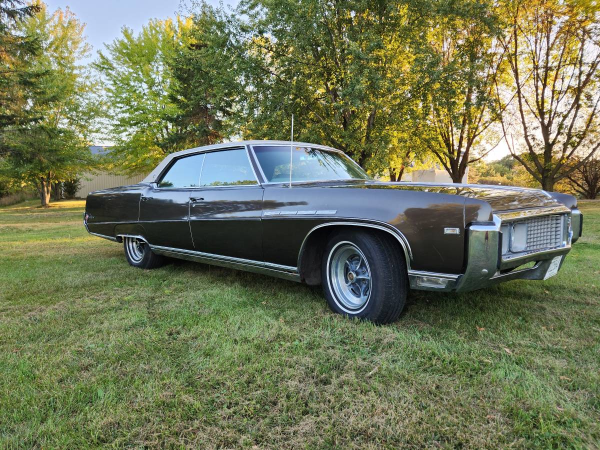 Buick-Electra-225-1969-5