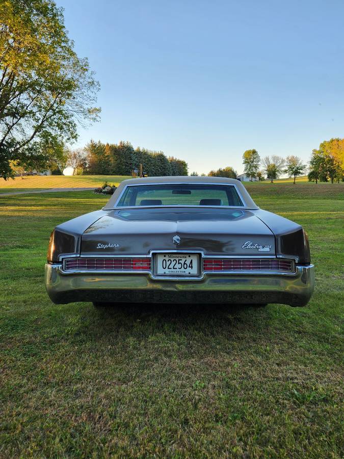 Buick-Electra-225-1969-8