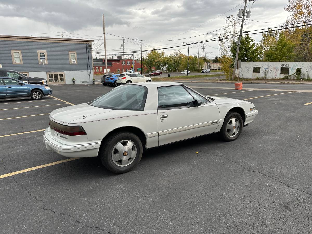 Buick-Reatta-1990-1