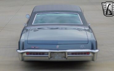 Buick-Riviera-1965-6