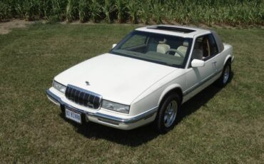 Buick-Riviera-1992