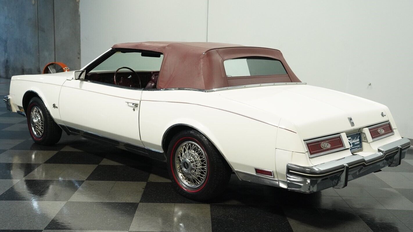 Buick-Riviera-Cabriolet-1983-6