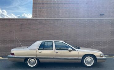 Buick-Roadmaster-1994