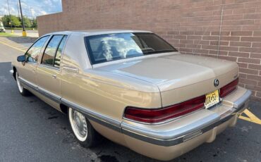 Buick-Roadmaster-1994-7